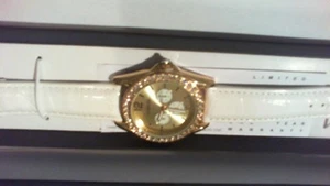 manhattan Quartz Cronton womans Watch ( New still in box ) - Picture 1 of 6