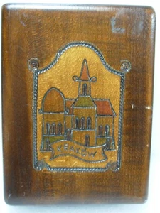 Wooden Hinged Cigarette Box Carved With A Cathedral And The Word Krakow - Picture 1 of 12