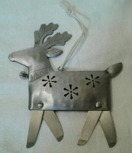 HMK Metal Reindeer Christmas Ornament - Picture 1 of 4