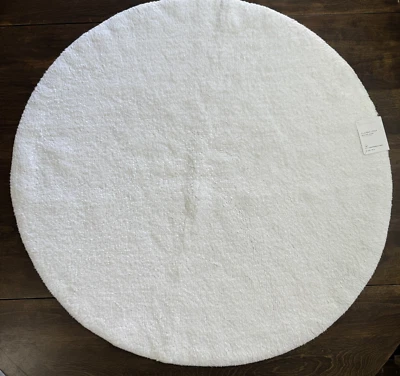 Tapete de banho POTTERY BARN CLÁSSICO ALGODÃO ORGÂNICO 34" REDONDO ~ BRANCO - Imagem 1 de 4