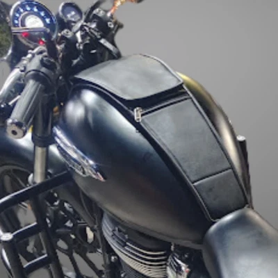 Motorbikes Universal Waterproof Tank Strap/Tank Cover Black - Image 1 of 4