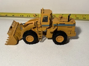 Dresser 560B Loader - 1/50 - Conrad #2420 NO BOX UNPLAYED WITH. LADDER NEED GLUE - Picture 1 of 14