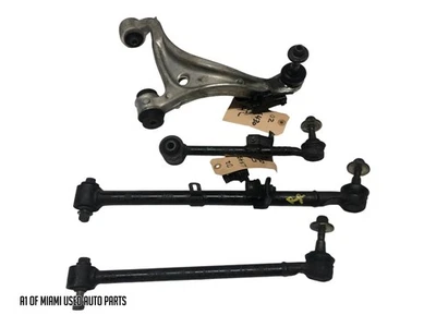 Conjunto de braço de controle traseiro inferior direito Lexus LS430 2001-2003 fabricante de equipamento original - Imagem 1 de 4