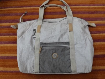 Kipling Art Tote Bag With Luggage Trolley Sleeve 48 x 36 x 18cm - Image 1 of 4