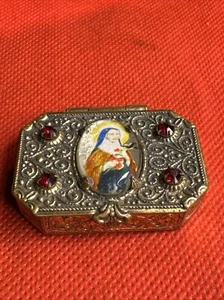Antique Brass Religious Virgin Mary Red Rhinestone Trinket Pill Box / Rosary Box - Picture 1 of 16