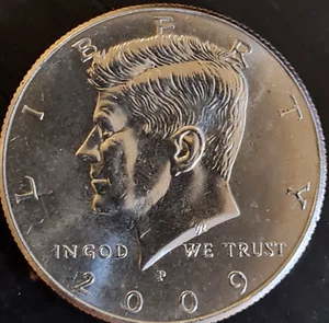 JFK HALF DOLLAR - 2009 P - VERY LOW MINTAGE - NIFC - BU - FREE SHIPPING - Bild 1 von 2
