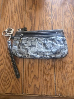 EUC Rosetti Wristlet - Image 1 of 4