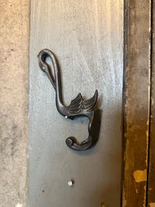 Art Nouveau Swan Wall Hook | Vintage Style Metal Hanger Rustic Home Decor - Picture 1 of 6