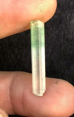 6.15ct Amazing natural Bi Color tourmaline Crystal loose gemstone  - Image 1 of 4