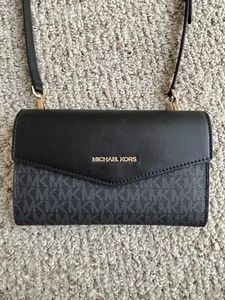 Michael Kors Hand Wallet (Clutch) W/ Strap - Picture 1 of 7