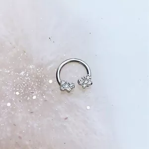 Kristall Schmetterling Hufeisen Reifen für Septum, Daith und Knorpel Piercings. 16G - Bild 1 von 4