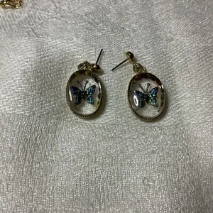 Vintage Butterfly Painted On Crystal Glass Post Earrings Colorful Detailed.  - Picture 1 of 2
