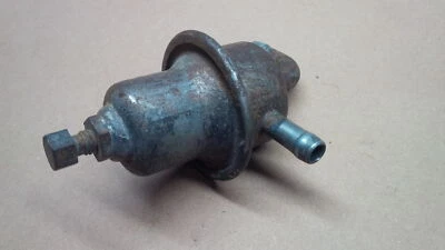 FUEL PRESSURE REGULATOR 0280160003 Mercedes W114 W109 W108 Volvo 140 160 P1800 - Image 1 of 4