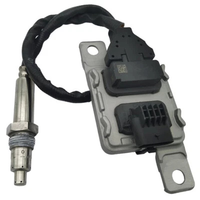 Sensore NOx Pre KAT per VW Touareg 7P5 7P6 3.0TDI Porsche Cayenne 92A 059907807AA - Immagine 1 di 4