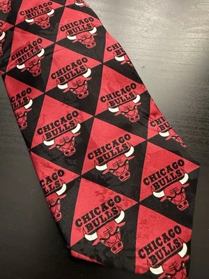 Corbata de baloncesto vintage de seda de los Chicago Bulls RM Sport Chicago Bulls IV corbata NBA Foto 1 de 4