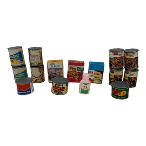Lote de cajas y latas de comida de cocina de juego simulado de colección. Diseño gráfico/marketing - Imagen 1 de 12