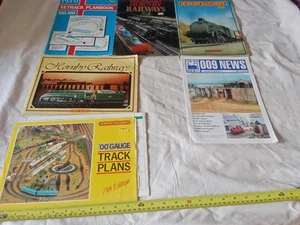 JOB LOT OF HORNBY CATALOGUES & MAG`S SOME PAGES LOSE MISSING RIPS (D50) - Picture 1 of 11