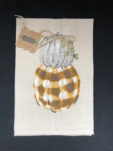 Mudpie Stacked Pumpkins Hand Painted Towel 21" x 14" Fall Thanksgiving NEW - Picture 1 of 9