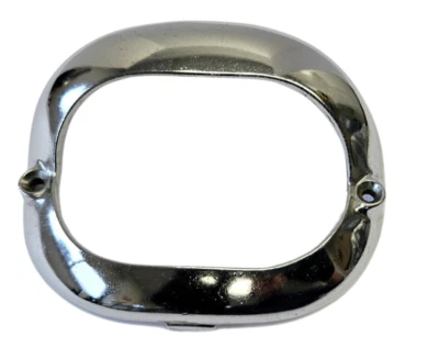 Lámpara de luz de estacionamiento del lado izquierdo Desoto S8 1941 con bisel cromado 866214 NOS Foto 1 de 4