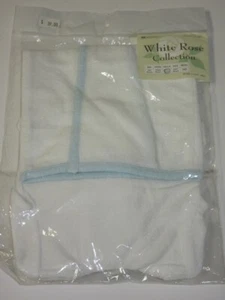 BJD 1/3 Volks SD13 Boy Bathrobe White Rose Collection - Picture 1 of 1