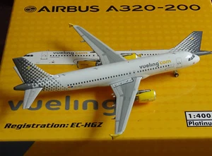 Vueling Airbus A320-200 EC-HGZ Phoenix 11289 scala 1:400 raro - Foto 1 di 3