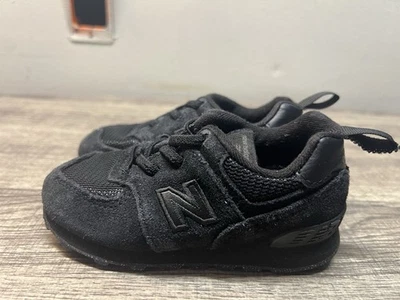 New Balance 574 gamuza negra talla 7 niño pequeño Foto 1 de 4
