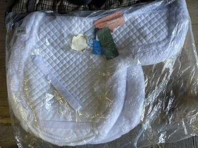 Nueva almohadilla en forma de Arma 18 SupaFleece Foto 1 de 4