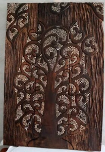 Pannello Quadro in legno albero della vita arredo cm 80x54x2 intagliato e dipi - Picture 1 of 6