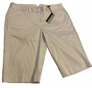 🌺Express NWT Women’s Design Size 8 Studio  Chino Bermuda Shorts Pin Stripe🌸 - Picture 1 of 4