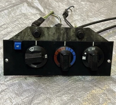 International 4700 Dashboard Heater A/C HVAC Control Panel READ DESCRIPTION - Image 1 of 4