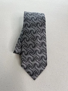 Duchamp London Gray, Black Geometric Pattern 100% Silk Handmade Tie NWOT - Picture 1 of 7