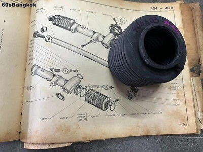 FOR PEUGEOT 404  PROTECTOR, Rubber stearing gear rack P/N 4066.03  NOS  1 Pcs. - Image 1 of 4