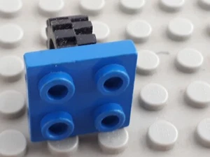 LEGO  Platte 2 x 2 mit Reifen in Blau Blue - Bild 1 von 4