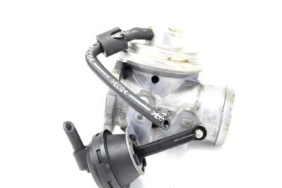 038129632B EGR-Ventil By Pass Volkswagen Polo 1.4 D 55KW 5M 5T (2003) Ersatzteil Foto 1 de 2