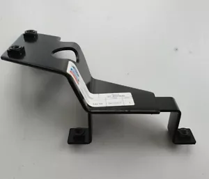 KÜHLMITTELBEHÄLTERHALTER FÜR FORD 2610-7710 SERIE TRAKTOR 83972017 - Bild 1 von 2