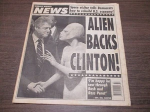 Weekly World News August 11 1992 Alien Back Bill Clinton Tabloid Magazine ICONIC - Foto 1 di 6