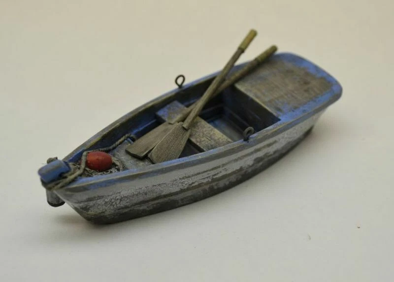 Reality In Scale #35205 1/35 Rowing Boat (incl. 5 Resin parts, Rope &Eyebolts) - Image 1 of 1