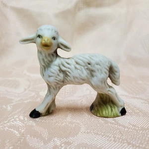 Vintage Krippe Ersatzstück STEHENDES LAMM SCHAF Porzellan  - Bild 1 von 8