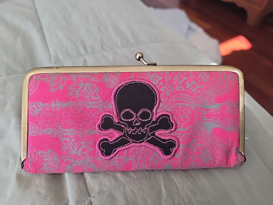 Bolso sin asas/cartera de latón Kisslock rosa calavera y huesos cruzados JimmyZ surf vintage MUY RARO Foto 1 de 4