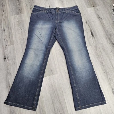 Daisy Fuentes Jeans Womens 20W (40x32) Blue Rinse Wash Stretch Bootcut Denim - Image 1 of 4