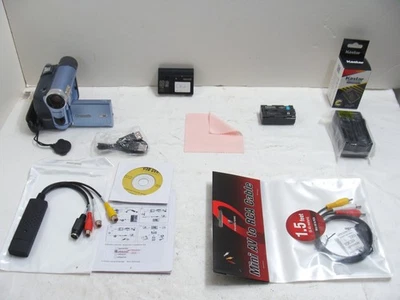 Panasonic PV-GS9 Mini DV Camcorder 20x Optical Zoom + Video Transfer Kit - Image 1 of 4