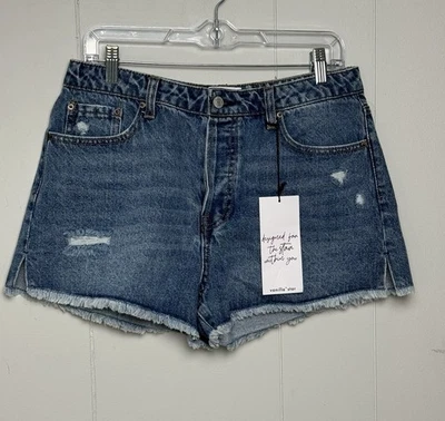 NWT Vanilla Star 100% Cotton Women's Distressed Blue Jean Raw Hem Shorts Size 9 - Image 1 of 4