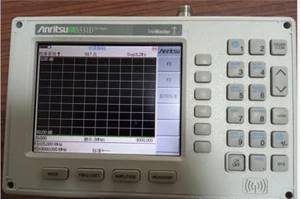 Analizador de cable y antena maestro de sitio Anritsu S331D CON adaptador de corriente. - Imagen 1 de 8