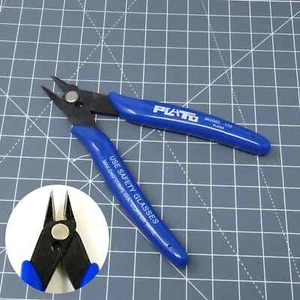 Gundam HOBBY Modeling Tool CAR SCARF TOOLS Thin Wire Nipper Hobby Side Wire USA - Picture 1 of 6
