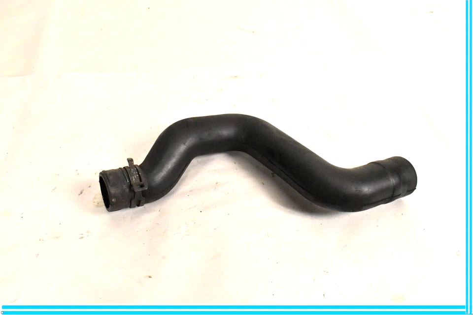 Manguera de refrigeración de aceite de motor Porsche Boxster Cayman 05-12 98710706401 OEM Foto 1 de 4