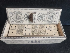 COMOYS OF LONDON VINTAGE FAUX SCRIMSHAW DOMINO SET NAUTICAL SOAPSTONE COMPLETE - Picture 1 of 9