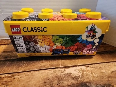 LEGO CLASSIC: Lego Medium Creative Brick Box (10696) NEW! - Image 1 of 4