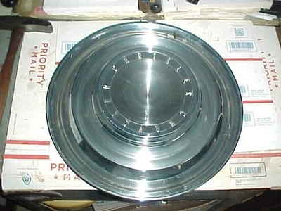 Chrysler 1963 Newport 300 Mopar 14" calota (1) tampa de roda tampa de tigela de prato UN-Dog - Imagem 1 de 2