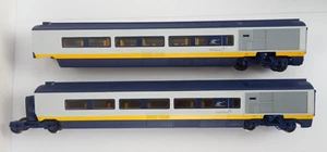 Hornby OO Gauge BR Class 373 Eurostar EMU Articulated Saloon Coach Pair 3219/20 - Picture 1 of 10