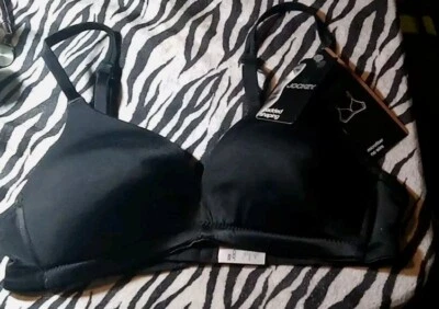 Sujetador Jockey Talla 32 B Acolchado Moldeador Microfibra Sin Alambres Negro Nuevo Con Etiquetas Foto 1 de 4